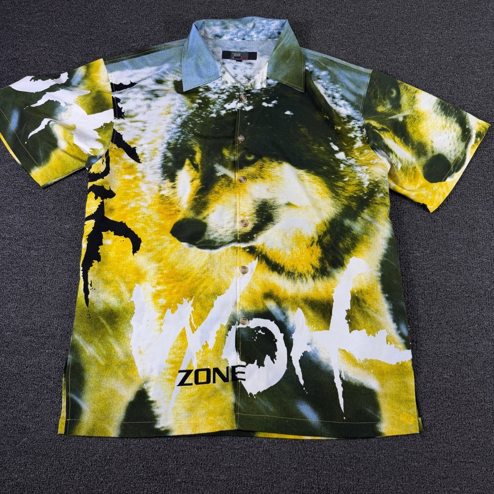 IF 2000+ Short Sleeve Button Down Mens L Wolf Zone Graphic Yellow EUC